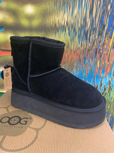 Lade das Bild in den Galerie-Viewer, OB5864 Mini Designer Boots aus Leder, Lammfell mit Plateau Sohle