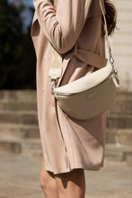 Lade das Bild in den Galerie-Viewer, TW2103B01 OOG Umhängetasche Gürteltasche Handytasche Echtleder