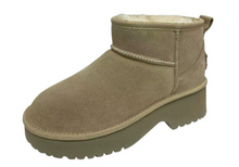 Lade das Bild in den Galerie-Viewer, OB68891 Beige OOG Damen Leder Boots mit Teddyfell EU