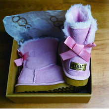 Lade das Bild in den Galerie-Viewer, OB0681 Rosa Kinder Boots mit Schleife