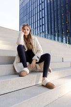 Lade das Bild in den Galerie-Viewer, Willow Hausschuhe Beige