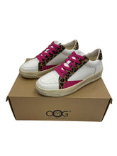 Lade das Bild in den Galerie-Viewer, AQ016 Leo Pink OOG Damen Sneaker
