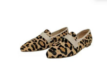 Lade das Bild in den Galerie-Viewer, AQ179 Beige Leo OOG Damen Mokassins
