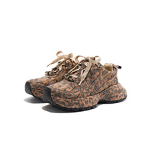 Lade das Bild in den Galerie-Viewer, AQ618 Leo OOG Damen Sneaker
