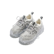 Lade das Bild in den Galerie-Viewer, AQ7110 Silver OOG Damen Sneaker
