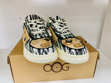 Lade das Bild in den Galerie-Viewer, AQ718 White Zebra OOG Damen Sneaker (EU)
