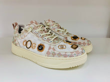 Lade das Bild in den Galerie-Viewer, AQ718 White OOG Damen Sneaker (EU)
