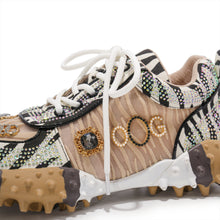 Lade das Bild in den Galerie-Viewer, AQ720 White Zebra OOG Damen Sneaker
