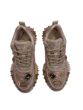 Lade das Bild in den Galerie-Viewer, AQ720 Barbie OOG Damen Sneaker (EU)
