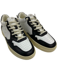 Lade das Bild in den Galerie-Viewer, OS1811 Black OOG Leder Sneaker
