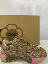 Lade das Bild in den Galerie-Viewer, AQ720 Brown OOG Damen Sneaker (EU)
