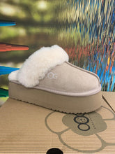 Lade das Bild in den Galerie-Viewer, OBTC044 Mini OOG Design Slippers aus Leder für Damen
