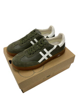 Lade das Bild in den Galerie-Viewer, OS1809 Olive OOG Leder Sneakers
