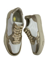Lade das Bild in den Galerie-Viewer, OS1811 Gold OOG Leder Sneaker
