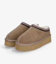 Lade das Bild in den Galerie-Viewer, OBTC26 Khaki OOG Cozy Hausschuhe aus Echten Leder mit Plateausohle EU
